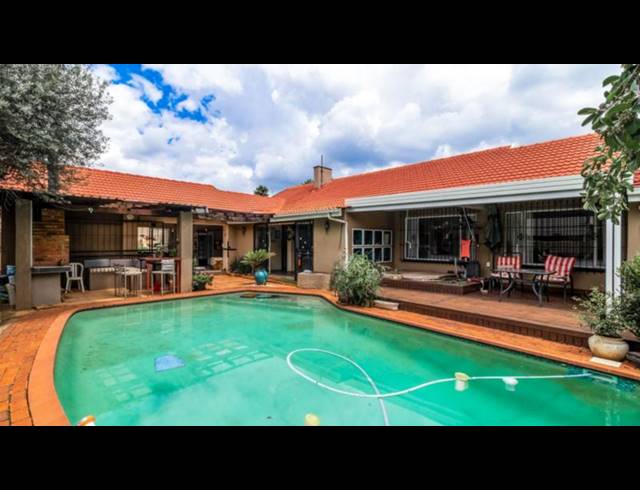 3 BEDROOM HOUSE FOR SALE IN BUURENDAL